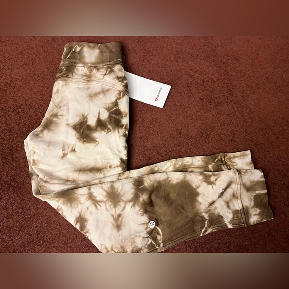 Lululemon warm down joggers - Picture 3 of 5